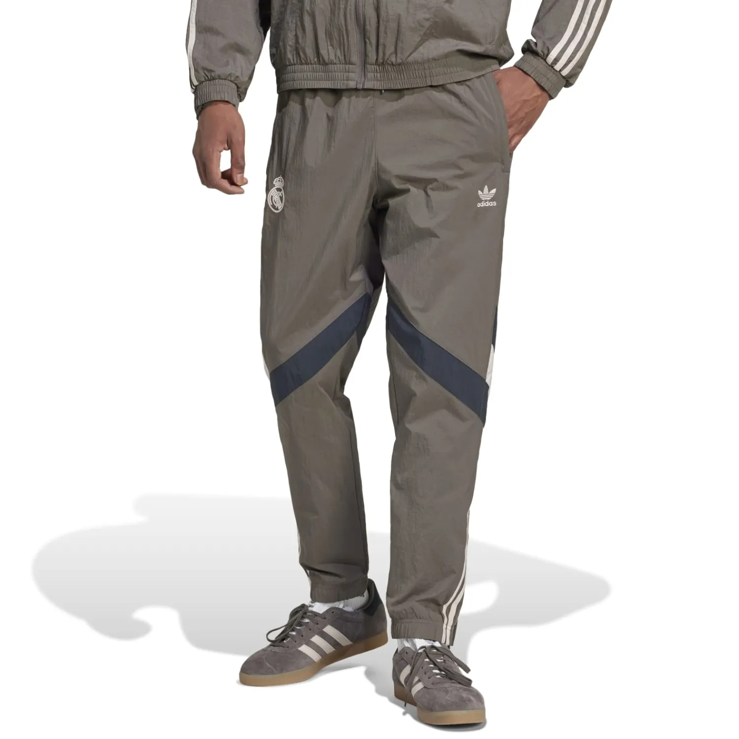 Hombre Adidas España, S.A.U Pantalón Chándal Hombre adidas Originals LFSTLR Gris 24/25